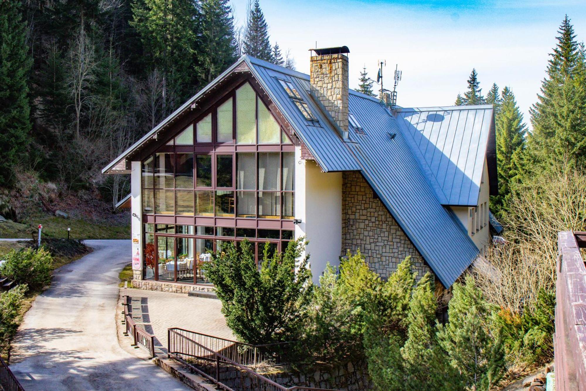 Hotel Esprit Špindlerŭv Mlýn Exterior foto